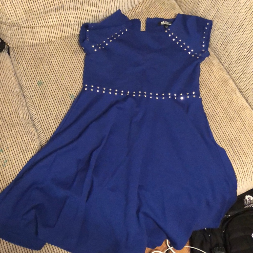 Dress (10-12)